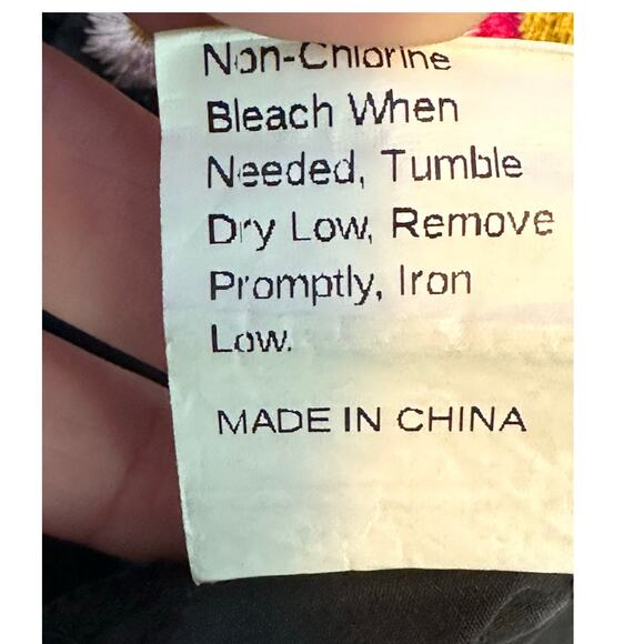 Shein charcoal Floral Embroidered Halter flowy top size Medium - Picture 5 of 13